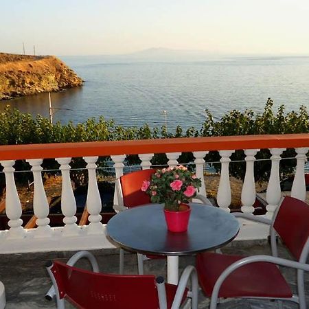 Villa Bonatsa Andros Home Batsíon Zewnętrze zdjęcie