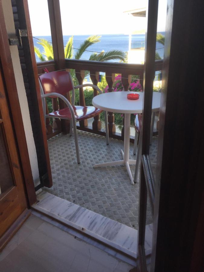 Villa Bonatsa Andros Home Batsíon Zewnętrze zdjęcie