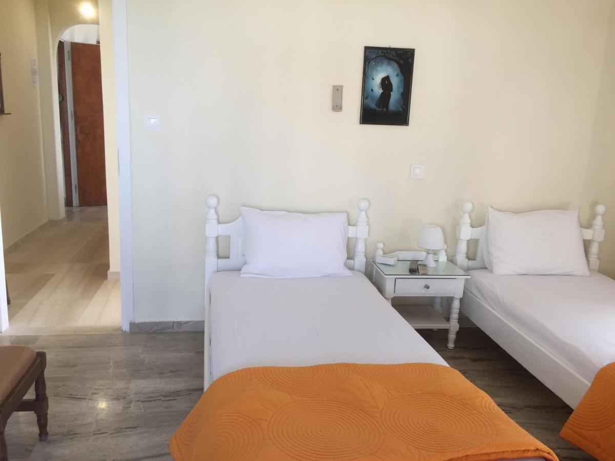 Villa Bonatsa Andros Home Batsíon Zewnętrze zdjęcie
