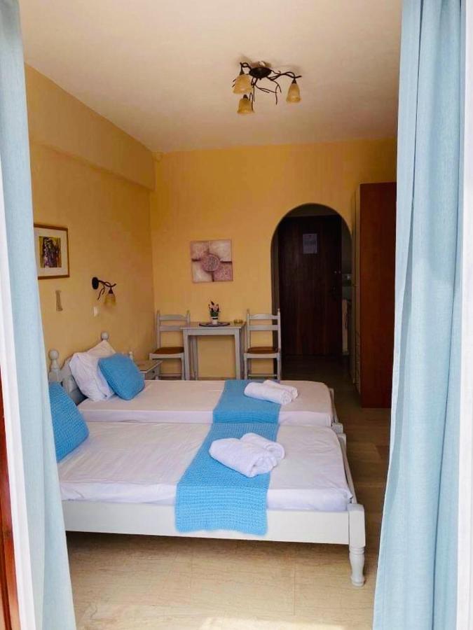 Villa Bonatsa Andros Home Batsíon Zewnętrze zdjęcie