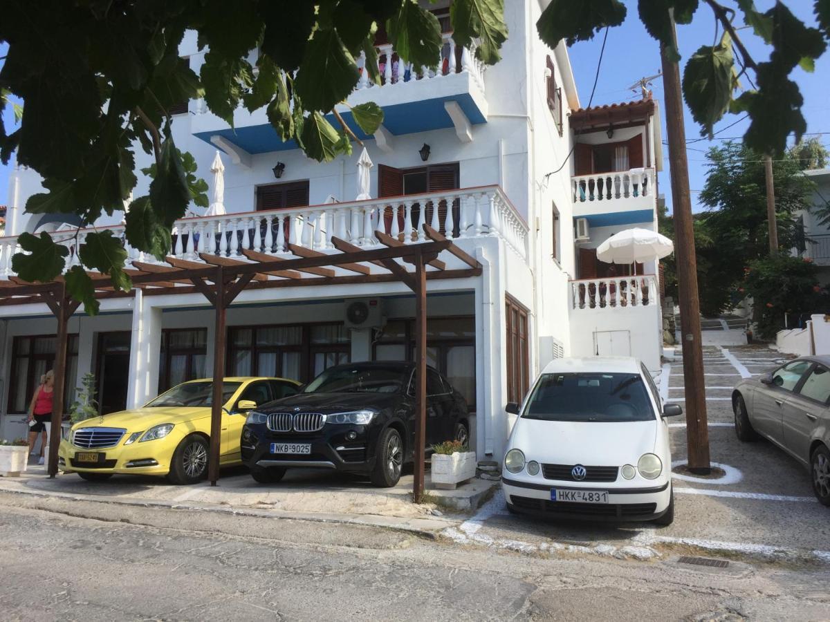 Villa Bonatsa Andros Home Batsíon Zewnętrze zdjęcie