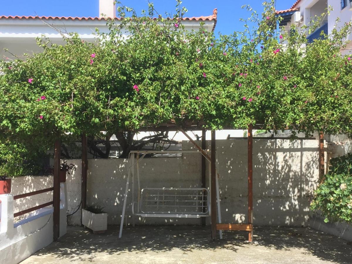 Villa Bonatsa Andros Home Batsíon Zewnętrze zdjęcie