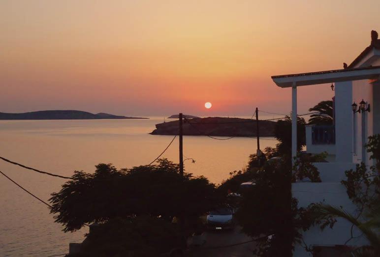 Villa Bonatsa Andros Home Batsíon Zewnętrze zdjęcie